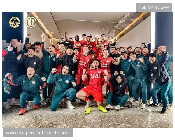 【赛季首胜】新球队第一次赢得关键比赛，新的球赛