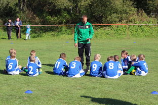 华体会网站-中国篮球教练员战术创新能力培养机制，篮球训练教练简介