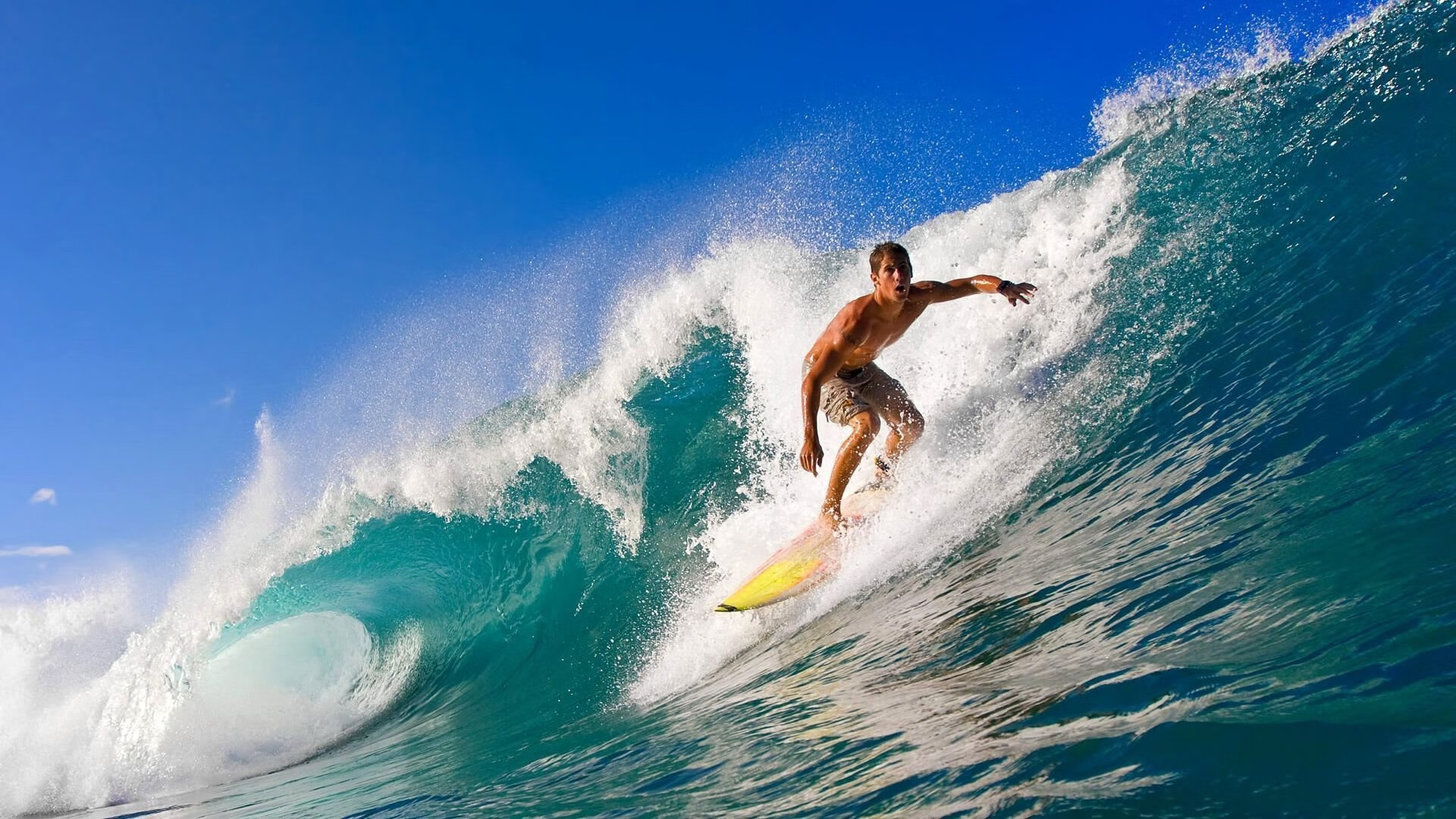 这一球点燃球场，这一球点燃球场英文